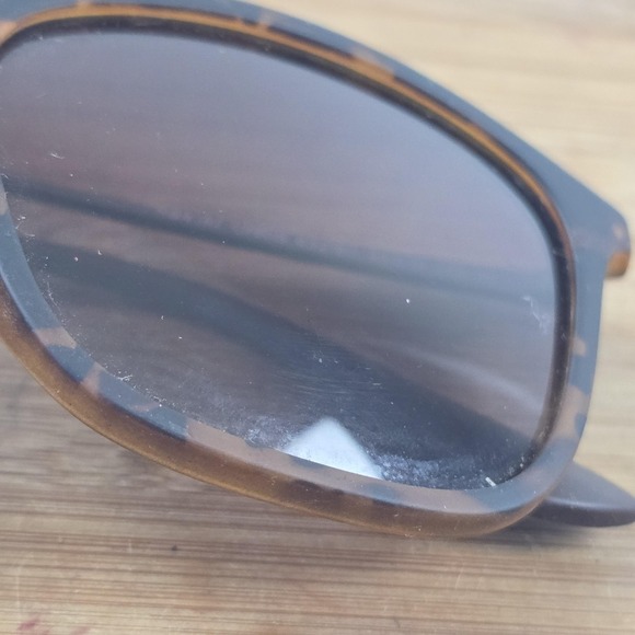 Ray-Ban RB4187 Chris Sunglasses 54mm Brown Tortoise Polarized Made Italy 622/8G - Picture 16 of 16